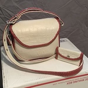 Small saddle with matching coin pouch